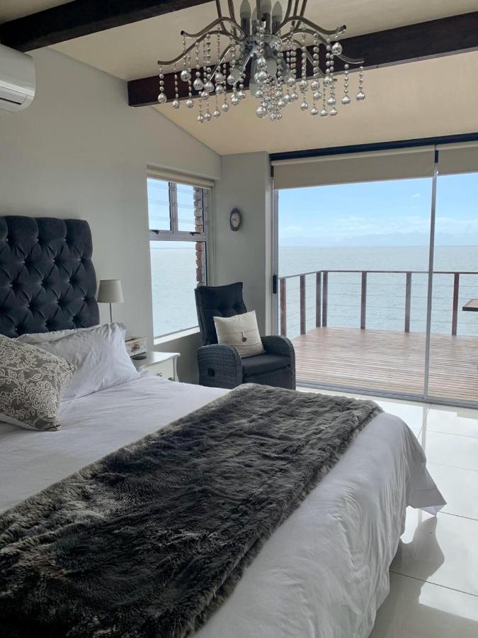 Lalapanzi * Fish Hoek