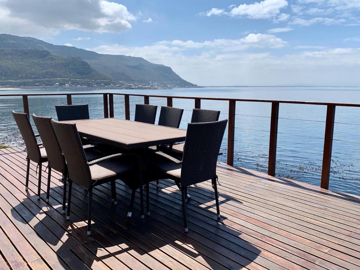 Lalapanzi * Fish Hoek